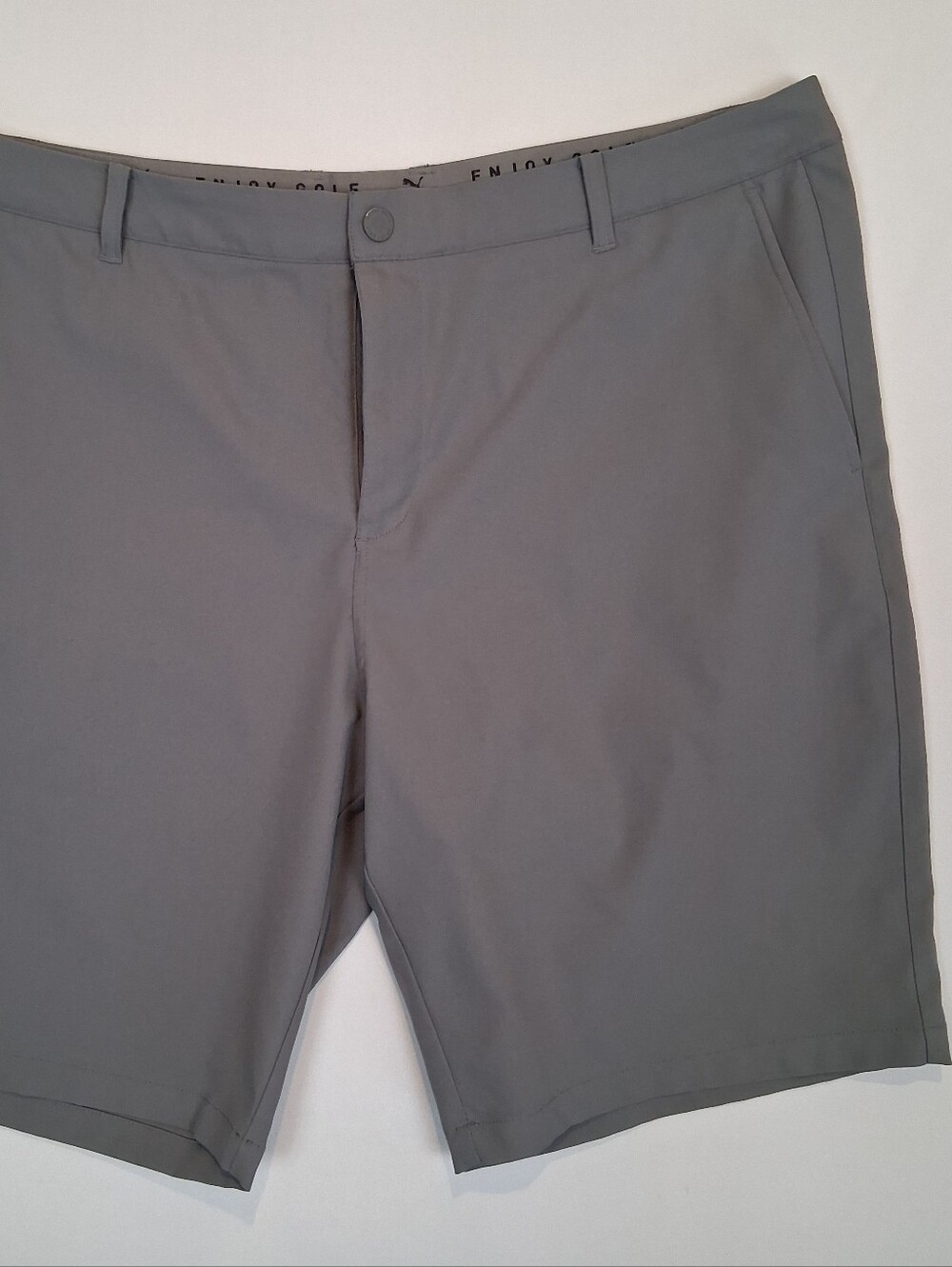 Puma Men's Dealer Golf Shorts Grey Waist Size 40×10" Inseam Style# 535522-03